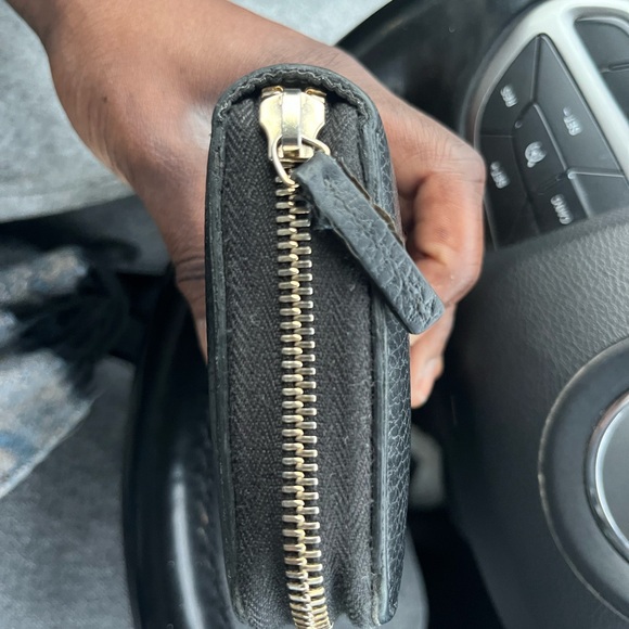 Black Gucci wallet - Picture 4 of 7